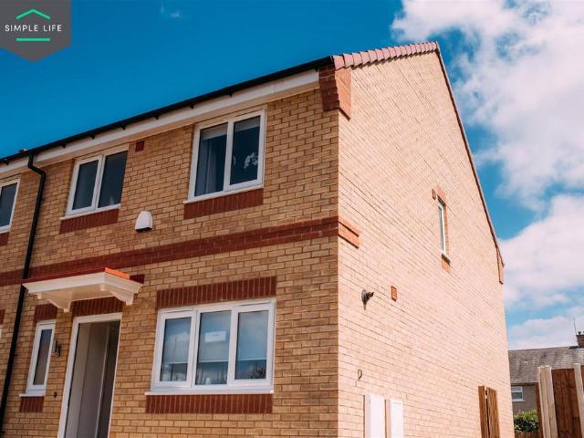House for rent in Westleigh, Wigan