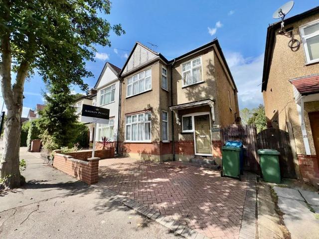House for rent in Lane, Greater London
