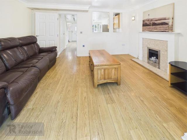 House for rent in Northgate, Glynde