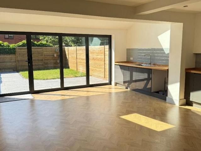 House for rent in New Invention, West Midlands