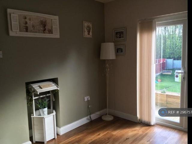 House for rent in Coseley, West Midlands