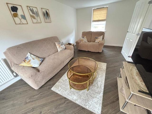House for rent in Broad Oak, The Bridge