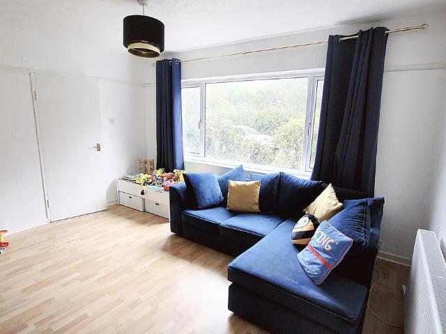House for rent in Cobbs Estate, Appleton