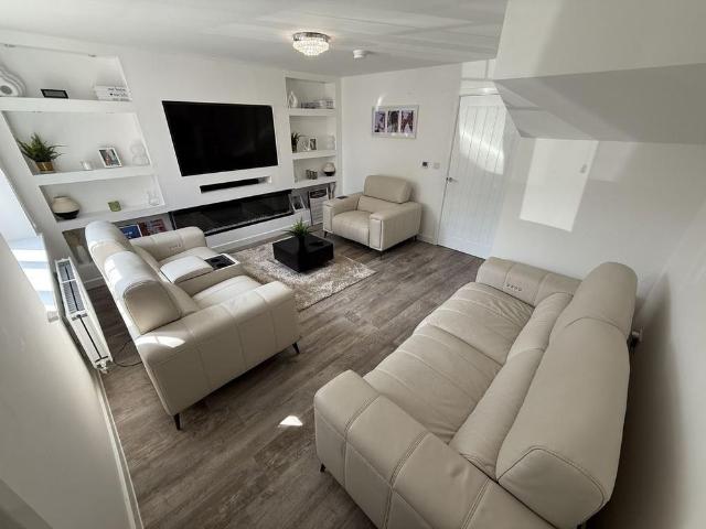 House for rent in Oversetts, Egginton