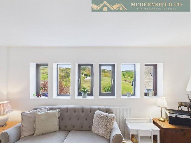 House for rent in Grotton, Oldham