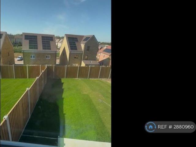 House for rent in The Image, Pouchen End