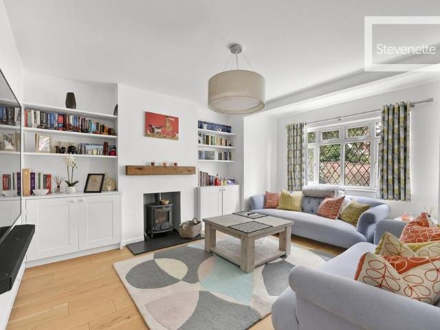 House for rent in Coopersale Street, Epping