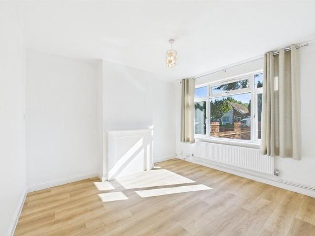 House for rent in Wexham, George Green