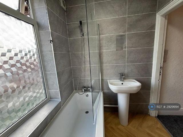 House for rent in Sedgley Park, Bury