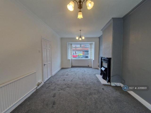 House for rent in Reddish, Greater Manchester
