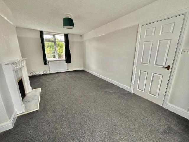 House for rent in Besses o' th' Barn, Bury