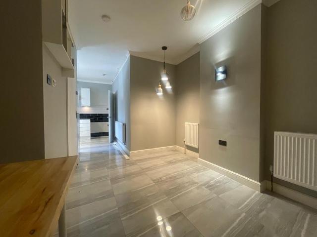 House for rent in London Borough of Ealing, Greenford
