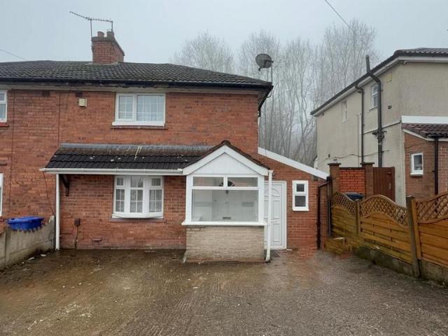 House for rent in Woodsetton, Coseley