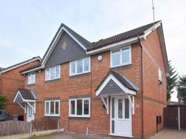 House for rent in Sale Moor, Trafford Park