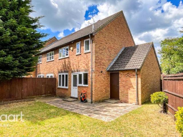 House for rent in Burghfield Common, West Berkshire
