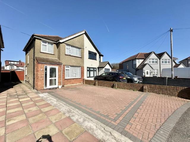 House for rent in Hayes, Greater London