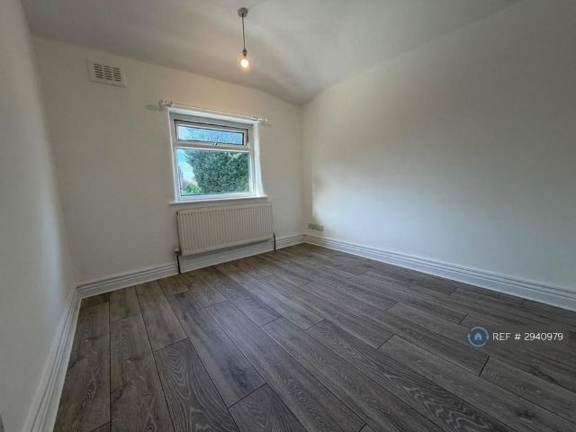 House for rent in Reddish, Greater Manchester