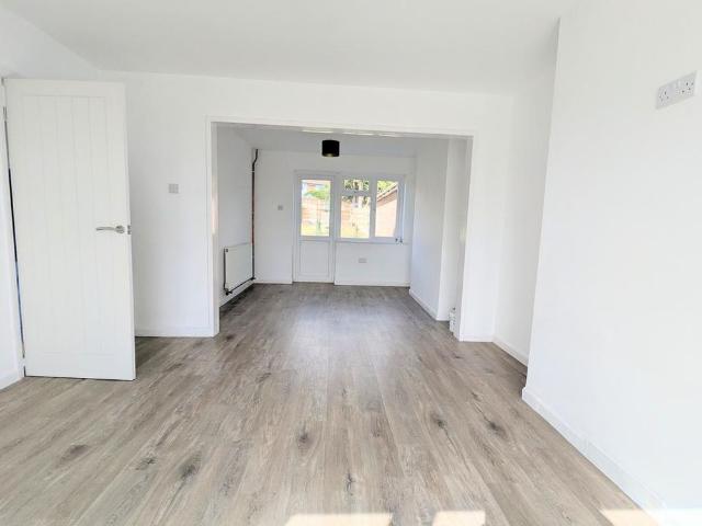 House for rent in Brickhill, Bedford
