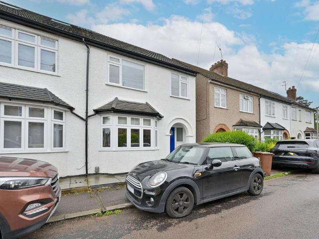 House for rent in Bushey, Bushey Heath