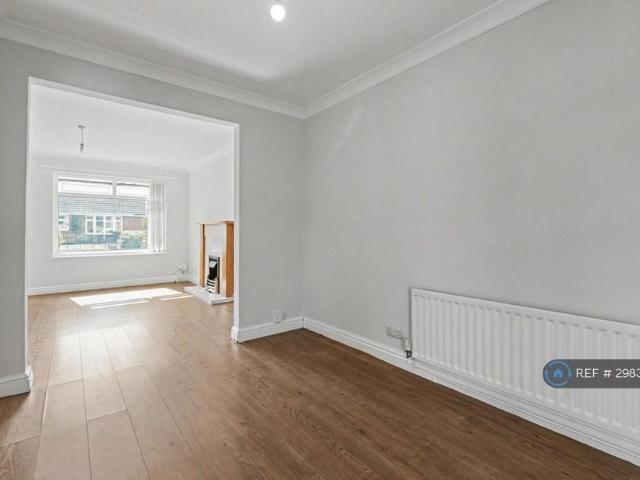 House for rent in Westwood Park, Rossmore