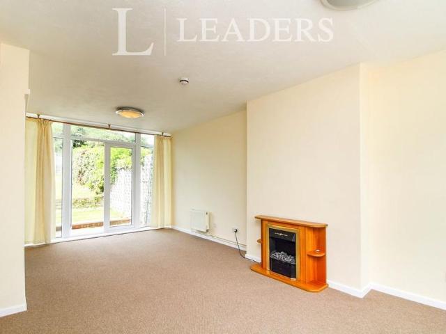 House for rent in Dines Green, Worcestershire
