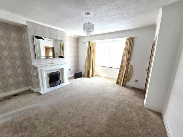 House for rent in Burnedge, Greater Manchester