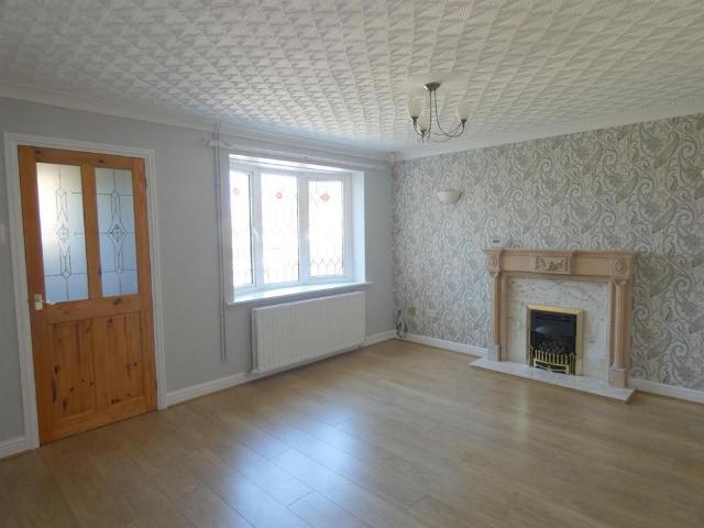 House for rent in Wybers Wood, Bradley