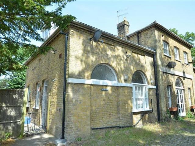 House for rent in Chigwell, Epping
