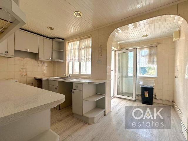 House for rent in Broxbourne, Hertfordshire