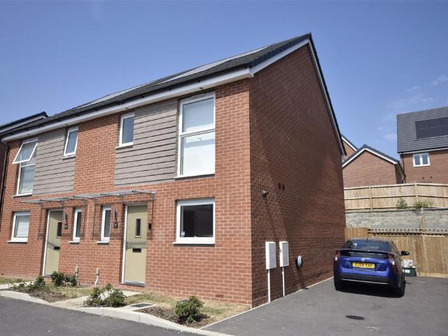 House for rent in Berwick Green, Hallen