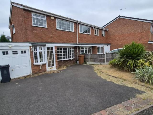 House for rent in Holly Bank, Aldridge