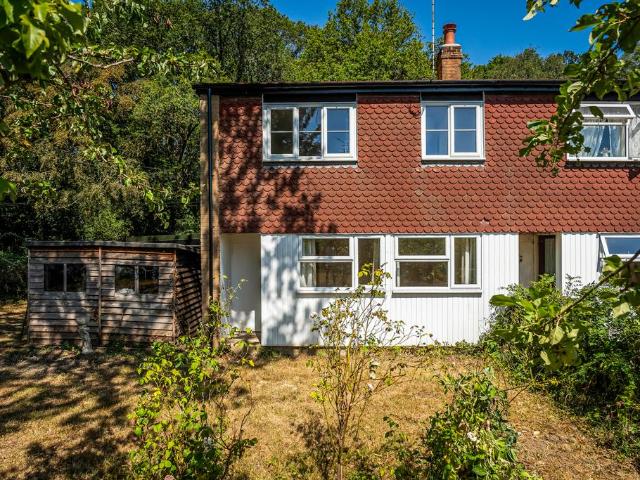 House for rent in Ramsnest Common, Fole