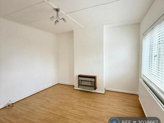 House for rent in Hook, Greater London