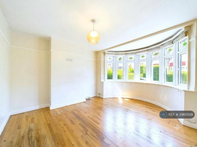 House for rent in Wealdstone, Greater London
