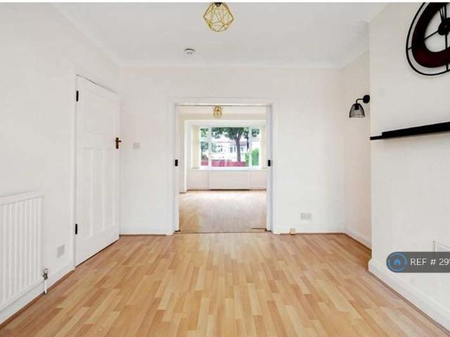 House for rent in West Wickham, Greater London