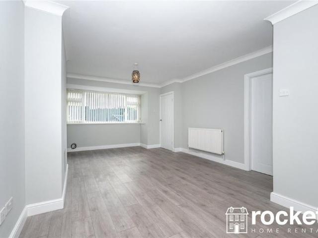 House for rent in Norton-Le-Moors, Stoke-on-Trent