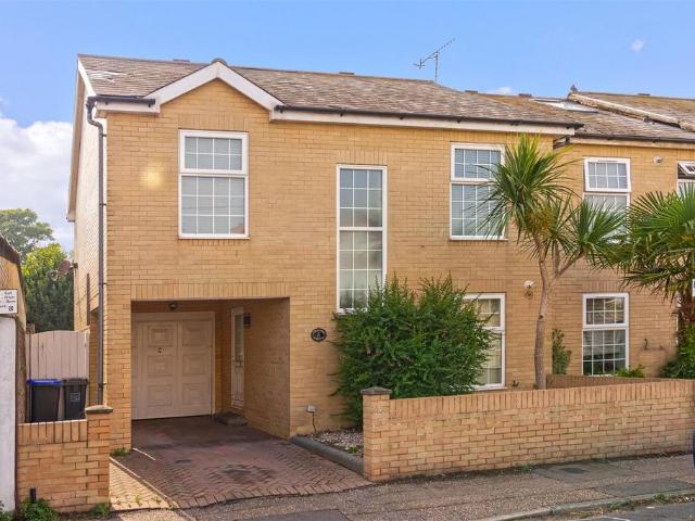 House for rent in Worthing, West Sussex