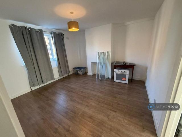 House for rent in Horn Park, Greater London