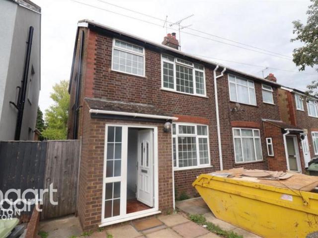 House for rent in Spring Park, Luton