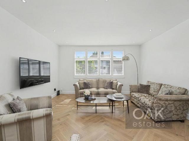 House for rent in Edmonton, Greater London