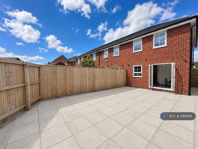 House for rent in Low Green, Wigan