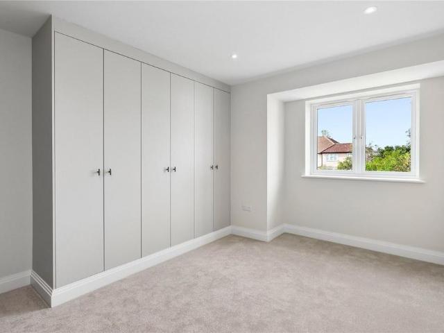 House for rent in Molesey, Elmbridge