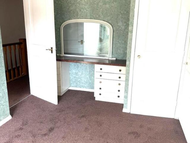 House for rent in Charville, Greater London