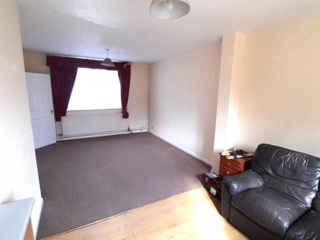 House for rent in Gould's Green, Greater London