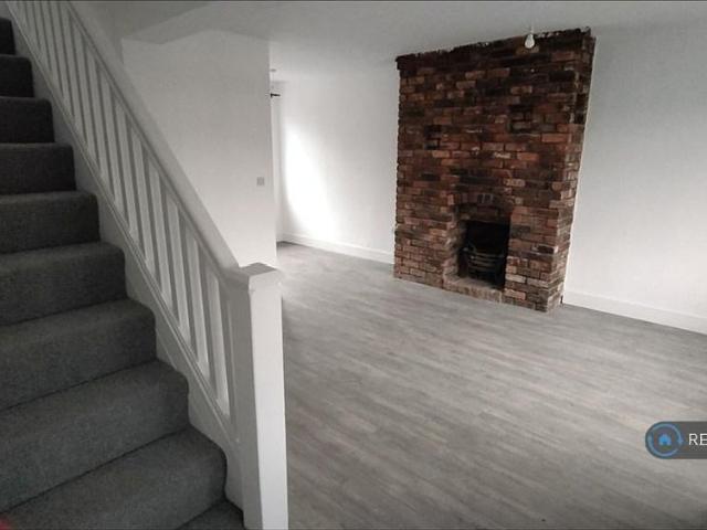 House for rent in Woodbank Estate, Portwood