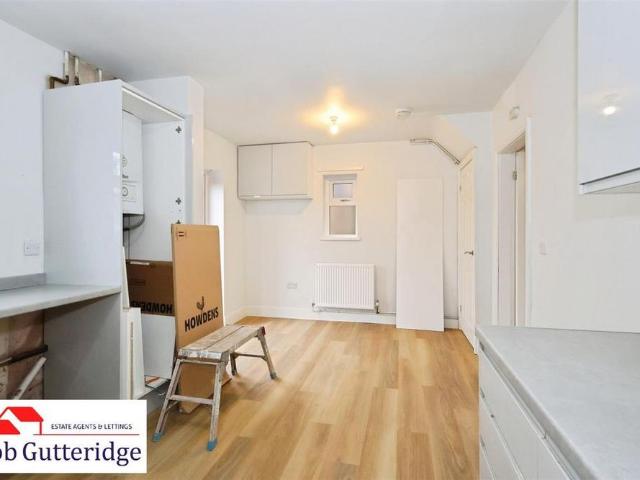 House for rent in Fenton, Stoke-on-Trent
