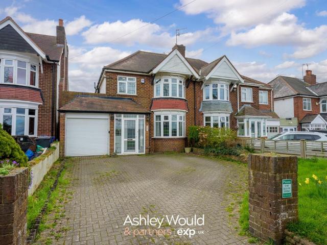 House for rent in Lapal, West Midlands