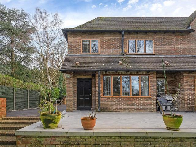 House for rent in London Borough of Croydon, Purley