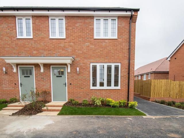 House for rent in Barton In Fabis, East Midlands