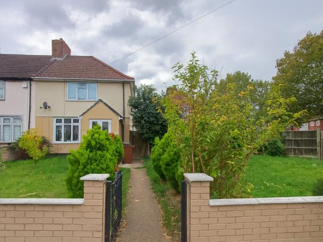 House for rent in Becontree, Greater London